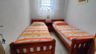 Apartment Tina Gračac - Gračac - 1