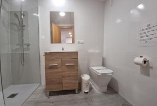 Homes of Spain, Apartamentos Paraíso Vera Playa, Ed Fatu Hiva Bajo con PISCINA PRIVADA y jardín privado en PRIMERA LINEA de Vera Playa, WIFI - 3