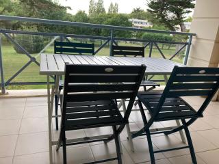 Studio à 300m de la plage, parc, piscine, terrasse - 9
