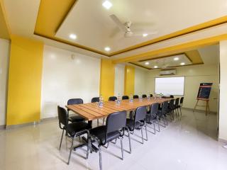 Hotel Bramha Inn Aundh Wakad Rooms Restaurant Banquet - Dāpuri - 1