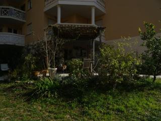 Appartement tranquille avec jardin et piscine - Fréjus - 9