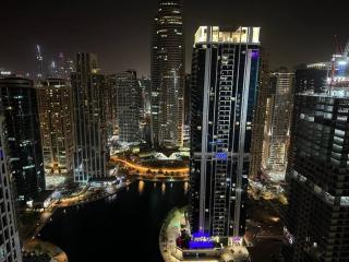 ModernLux - Luxury Duplex 1 BR in Movenpick Hotel JLT with Lake View - 0