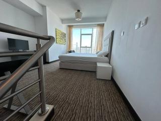 ModernLux - Luxury Duplex 1 BR in Movenpick Hotel JLT with Lake View - 9