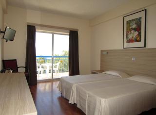 Marina Hotel - 9