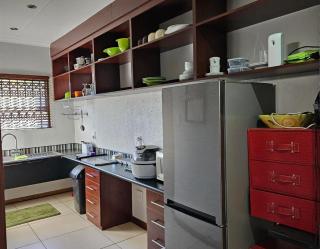 Epicure Home Guesthouse - 4