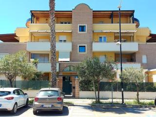 [300 MT DAL MARE] Terrazza, Wifi e Parcheggio - 2