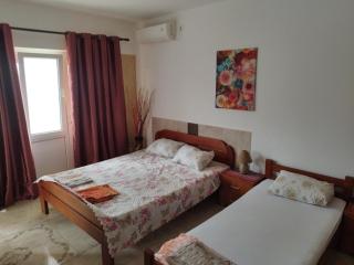 Nikolina Apartments Herceg Novi - 1