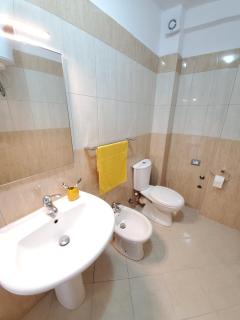 The Yellow Apartment in Durres - Durrës - 4