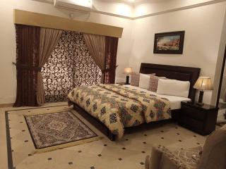 Mulberry Residence luxury Rooms - 5