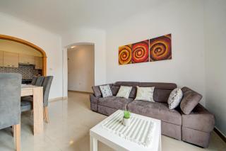 Secluded 3 Bedroom Apartments close to Sliema Promenade - 8
