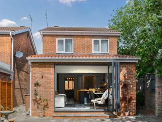 Rowan House - 8