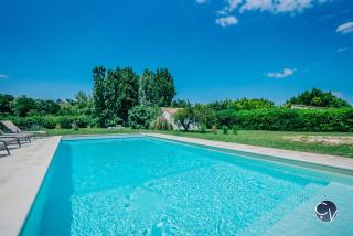 Mazet au calme -Piscine privée-Grand jardin arboré - Saint-Quentin-la-Poterie - 0