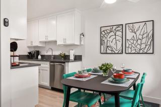 East Village Arts District, King Suite with Sofa Bed NRP23-01221 - Long Beach - 7