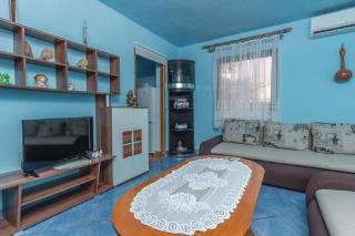 Holiday Home Lovric - 8