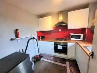Cozy Apartment with Parking - 2