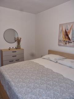 Apartment Roko (10m from the beach) - Pašman - 1