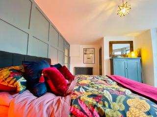Stylish Garden Flat - Deal - 2