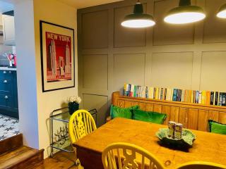Stylish Garden Flat - Deal - 5