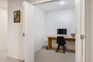 Peaceful on Punawai - 1