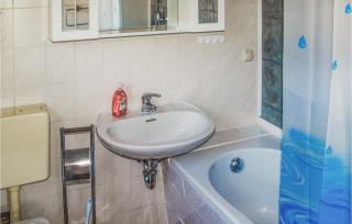 Stunning Home In Mirow- Ot Qualzow - Qualzow - 2