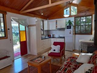Quirky Cottage in Centre of Maleny, Walk Everywhere - Maleny - 4