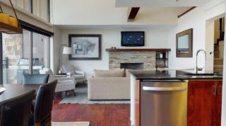 Vail Lionshead Village 3 Bedroom Plus Den With Mountain View - Vail - 4