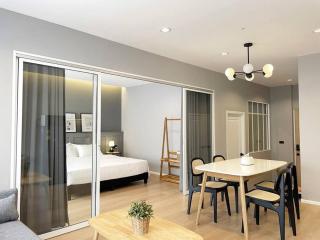 2nd FL. apartment 2BR in old town with rooftop view - Bangkok - 8