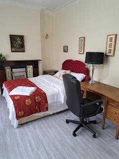 Luxury double bedroom London Seven Kings Train station - Londra - 5