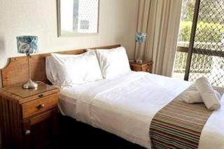 2 Bedroom Ocean View - Alexandria Apartments -Alexandra Headland - Maroochydore - 4