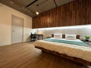 Apartment in Tbilisi next to Courtyard Marriott hotel - Tbilisi - 2