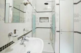 Petra Doroshenka19 street - 6