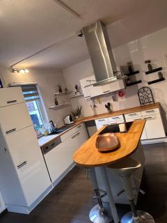 4 Zimmer 11 Personen Wohnung Garten Terrasse Grill 2 Badezimmer - Wuppertal - 3