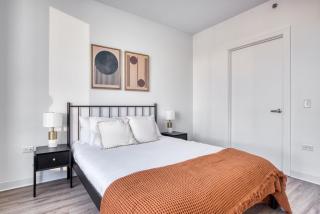 W Loop 2BR w Gym Pool in heart of Greektown CHI-561 - Chicago - 4