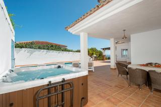 Villa la Colina with heated pool and jacuzzi - Salobreña - 3