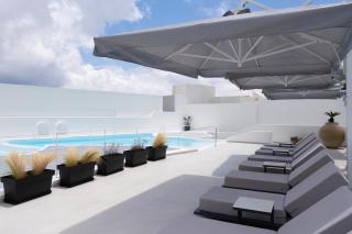 White Concept Caves - Fira - 7