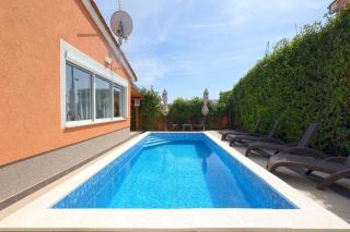 Holiday house Danijela - Medulin - 0