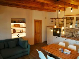 Apartments Dalmatian Stone House - Turanj - 5