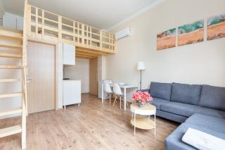 Mezzanine Apartments - Air Conditioned Studios - 3