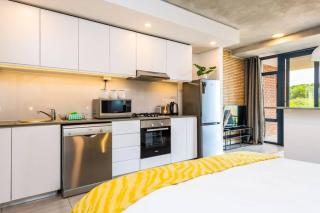 Coral Point Executive studio Apartment - Umdloti - 8