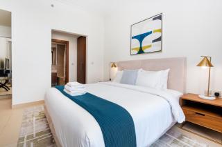 Vacay Lettings - Burj Vista high floor Burj Khalifa & Fountain view - Dubai - 2