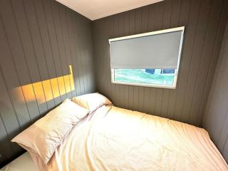 Beautiful Chalet, 18 Cordova, Selsey Country Club - Selsey - 2