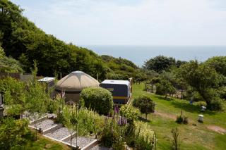 Puckaster Cove Garden Yurt - 9