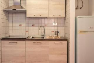 Glorious Residence Le Pavoncelle 1 Bedroom sleeps 4 plus a child bed possible - 6