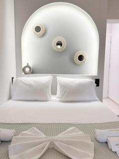 Mora Houses - Mandrakia - 1