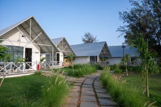 Praveg Beach Resort Daman Lighthouse Beach - Daman - 8