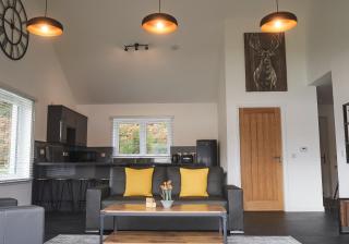 Shoreland Lodges - Holly Lodge - 4