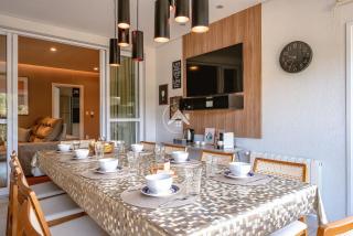 Apto alto padrão e conforto a 800m do Centrinho do Capivari - Campos do Jordão - 1