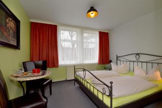Hotel Goldene Sonne - Arnstadt - 3