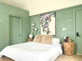 The Trail in Adams - Berkshires' Art Hotel - 7