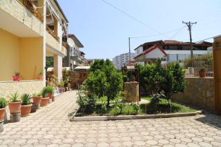 Raisa Guesthouse 12 - Berat - 3